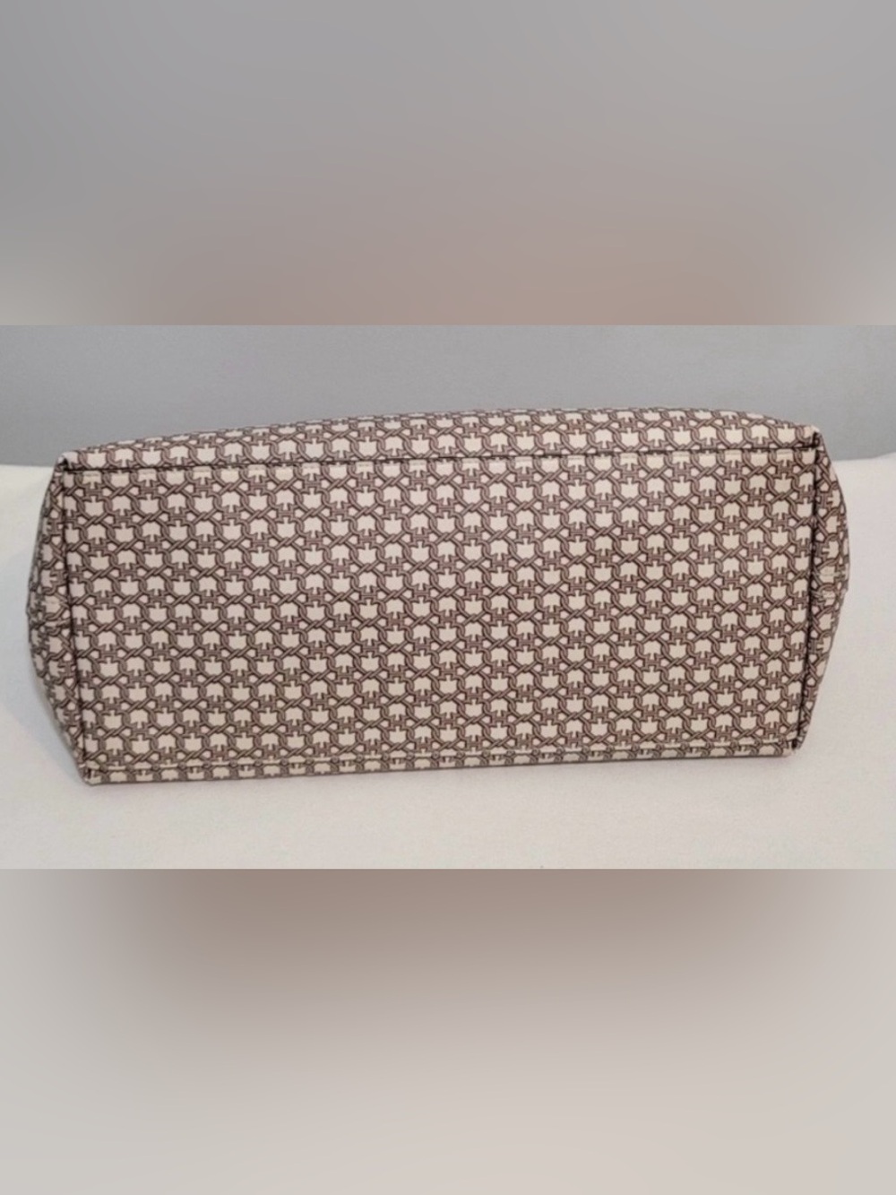 Kate Spade Link Shoulder Tote Bag Taupe Cream Coated Canvas Purse - Picture 11 of 16